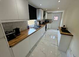 Glasgow Central Paradise - Spacious 3- Bed House
