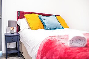 Belfast Bliss Apartment - Modern & Cozy Retreat