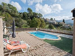 Charming Flat With Pool