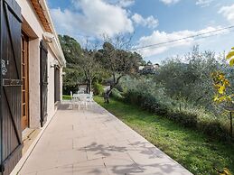 Charming Flat With Pool