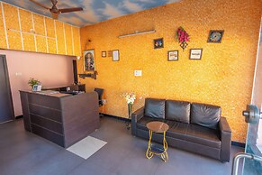 Aryas Residency