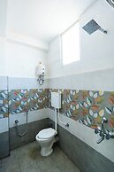 Aryas Residency