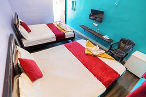 Aryas Residency