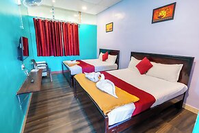 Aryas Residency