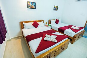 Aryas Residency