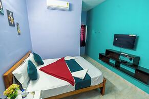 Aryas Residency
