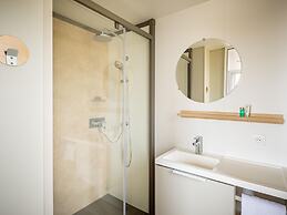 Chalet in Agde Near Mediterranean Beach