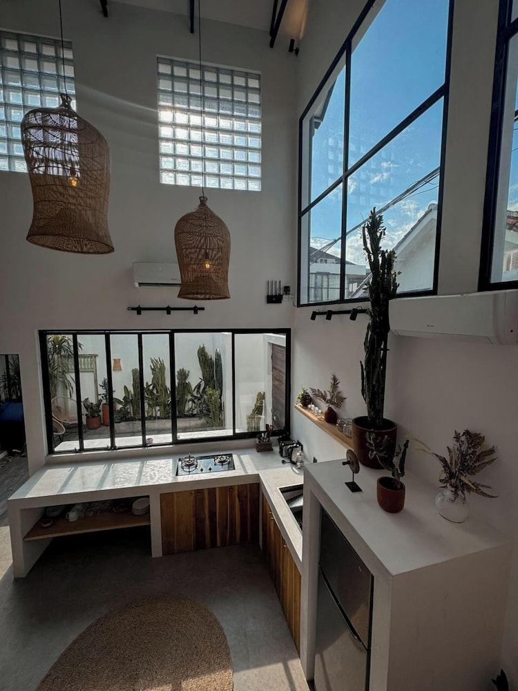 Casa Guru