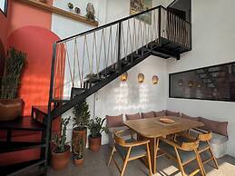 Casa Guru