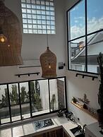 Casa Guru
