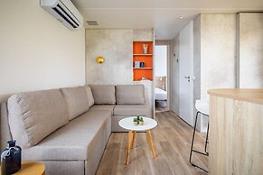 Sunny Chalet Close to Sea