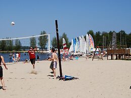 Veluwemeer Chalet Park Retreat