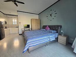 MB House Resort
