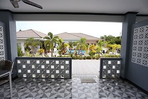 MB House Resort