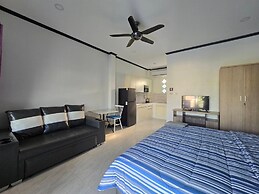 MB House Resort