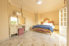 Queen of Pyramids Hotel