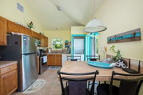 Oceanfront Oasis: Elegant Estate With Spectacular Views