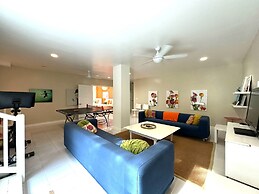Coastal Comfort: Charming Cottage With Private Pool