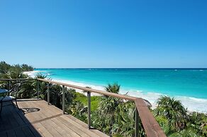Coastal Luxury: New Beachfront House With Pool