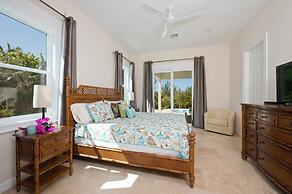 Buttonwood Bliss: Lux Condo With Views