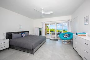 Caribbean Dream: Secluded Villa With Private Beachfront