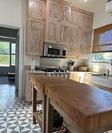 Shangri-La Serenity: Beach Villa With Views
