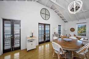 Refuge By The Sea: Tranquil Cottage