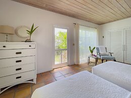 Ultra-Luxury Escape: New Beachfront Villa
