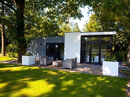 Holiday Park Home With Modern Charm