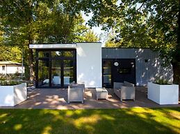 Holiday Park Home With Modern Charm