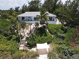 Tranquil Waters: Private Oceanfront Retreat