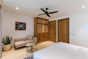 Ahura Luxury Villas