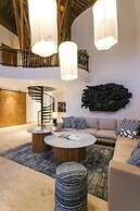 Ahura Luxury Villas