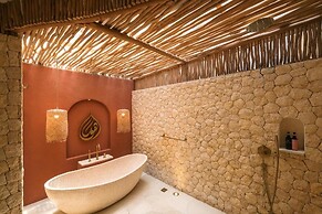 Ahura Luxury Villas