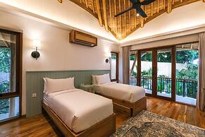 Ahura Luxury Villas