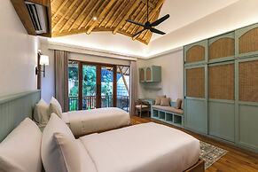 Ahura Luxury Villas
