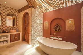 Ahura Luxury Villas