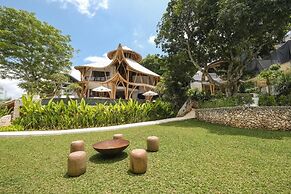 Ahura Luxury Villas