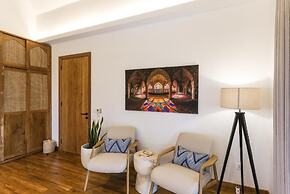 Ahura Luxury Villas