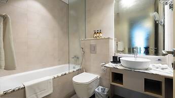 Rooftop pool-2BR Apartment Near Downtown