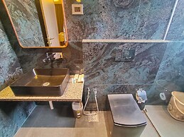 Hotel Akshay Palace