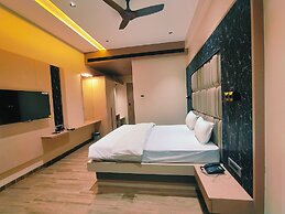 Hotel Akshay Palace