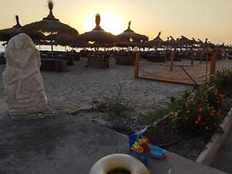 Sea Side