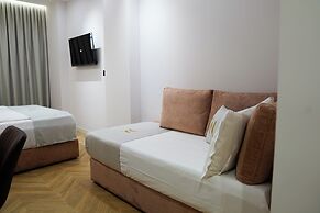 Nayel Hotel