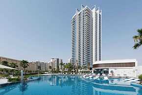 Maison Privee - Tranquil Apt w/ Mesmerizing Views cls to Marina
