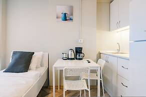 Studio With a Sea View Balcony in Bakirkoy