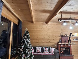 Thomas Hut