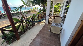 Zanzi Beach Hotel