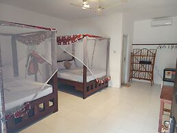 Zanzi Beach Hotel