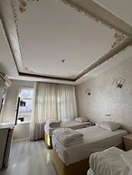 Adil Konak Hotel